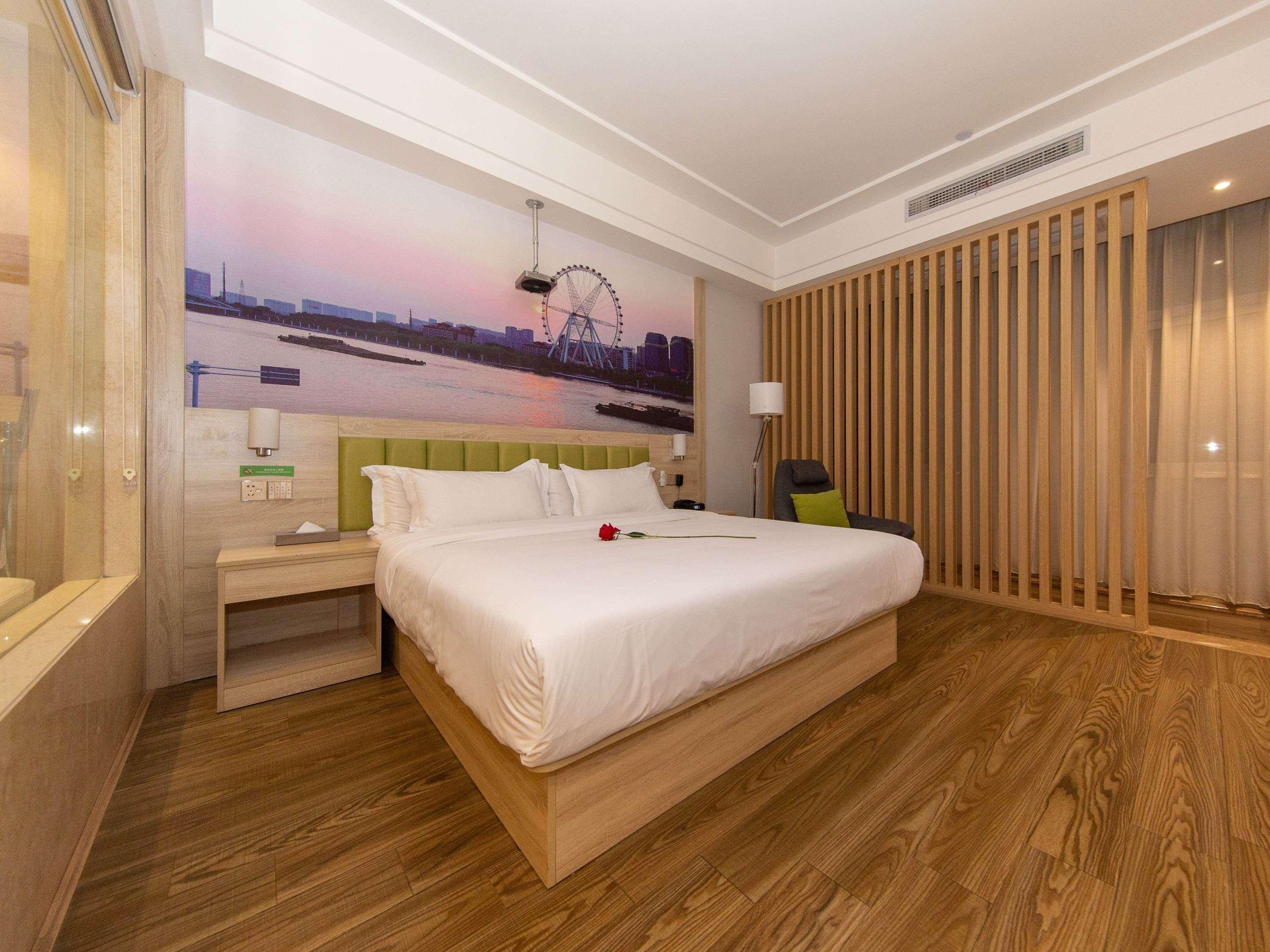 Ibis Styles Nantong Development Zone Shimao Plaza Hotel Екстериор снимка