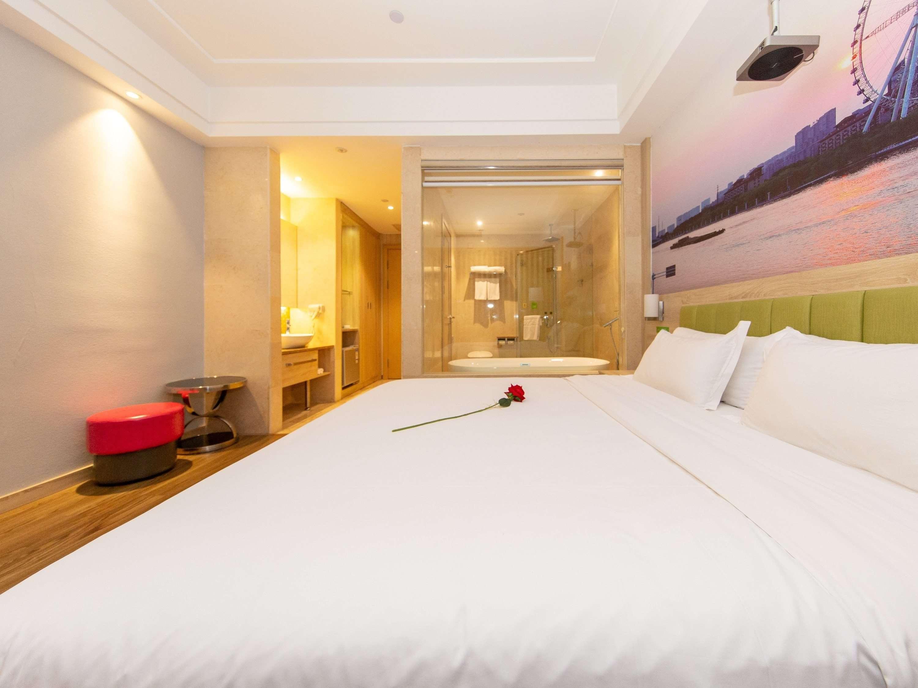 Ibis Styles Nantong Development Zone Shimao Plaza Hotel Екстериор снимка