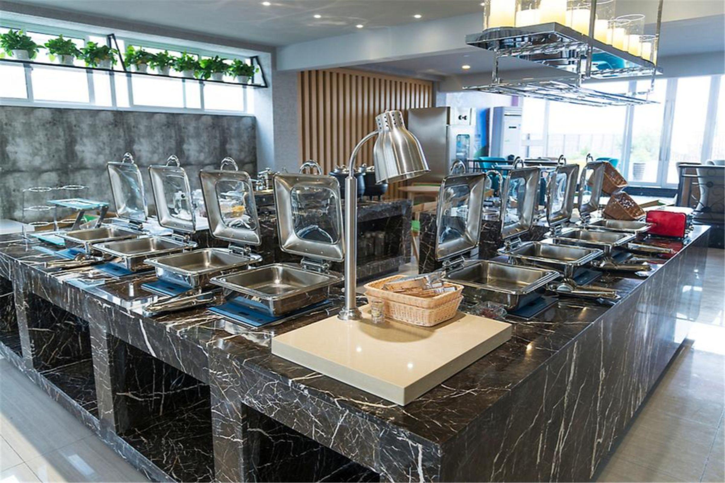 Ibis Styles Nantong Development Zone Shimao Plaza Hotel Екстериор снимка