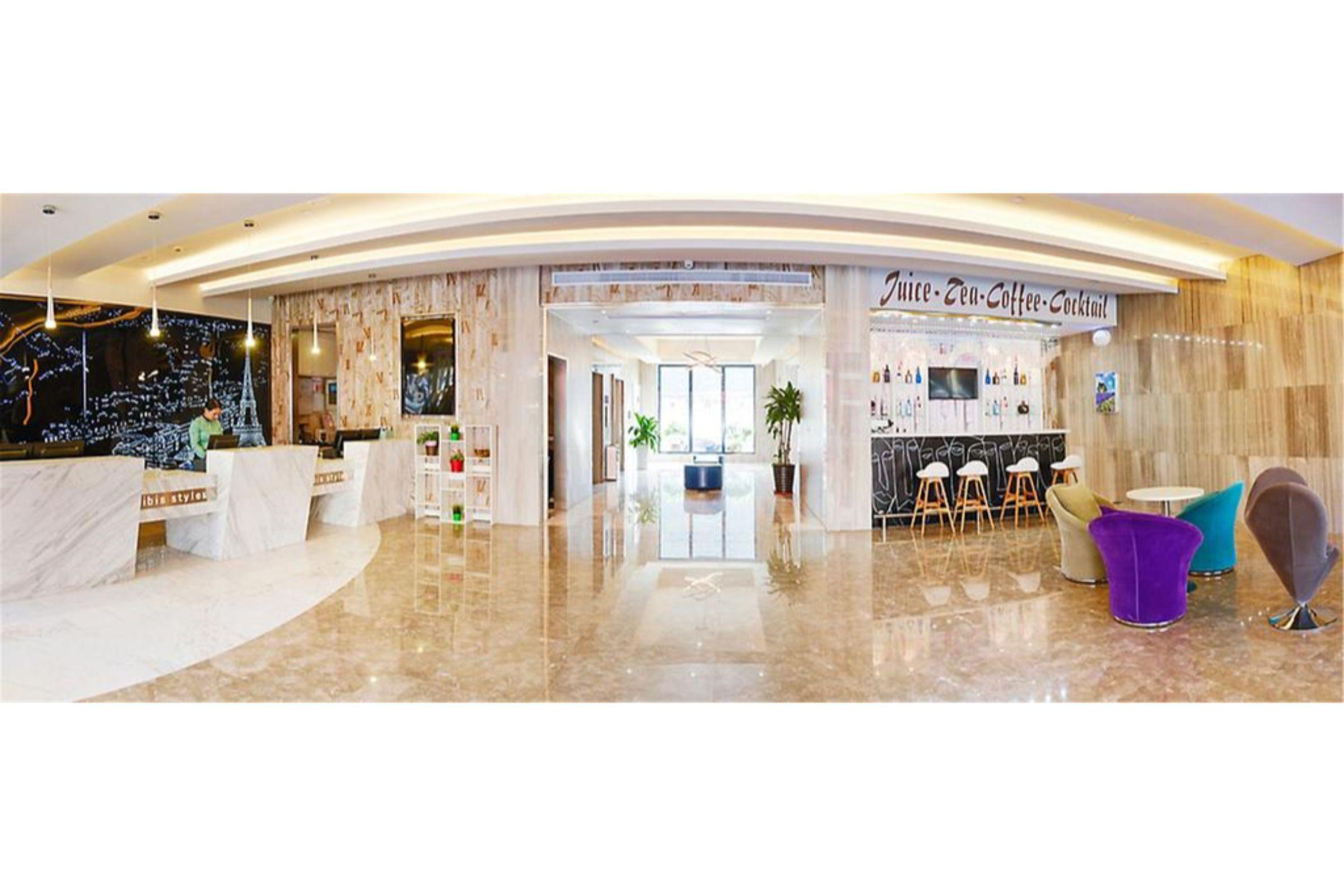 Ibis Styles Nantong Development Zone Shimao Plaza Hotel Екстериор снимка