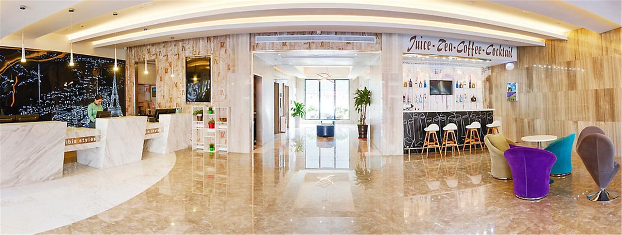 Ibis Styles Nantong Development Zone Shimao Plaza Hotel Екстериор снимка