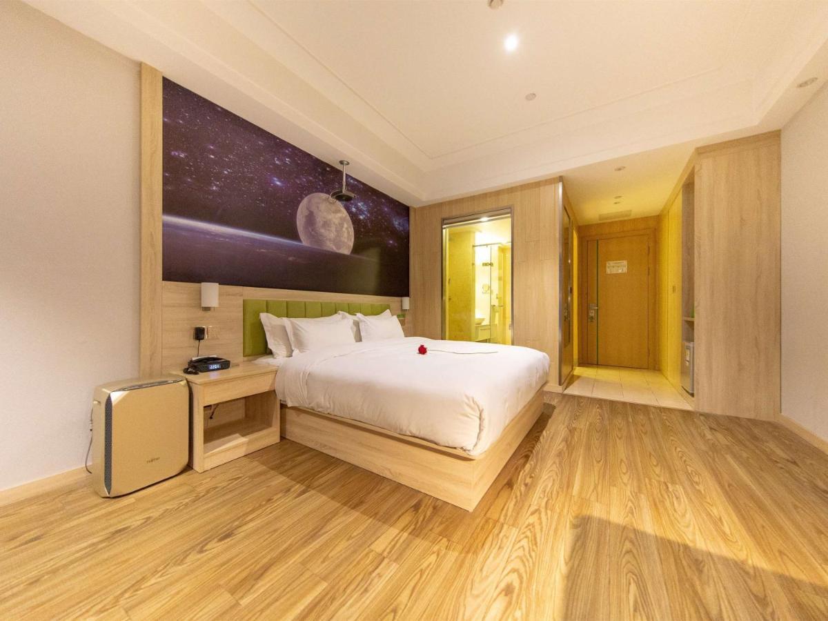 Ibis Styles Nantong Development Zone Shimao Plaza Hotel Екстериор снимка